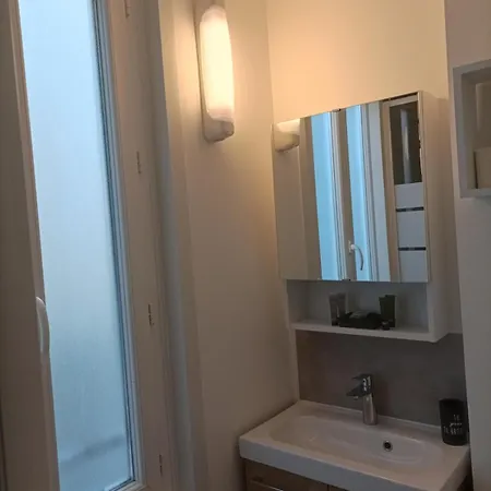 Camille, Quiet, Historic Center Of Apartment *